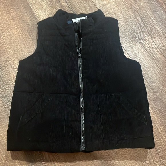 3/$20 Boys 3 piece Christmas outfit - Picture 2 of 4